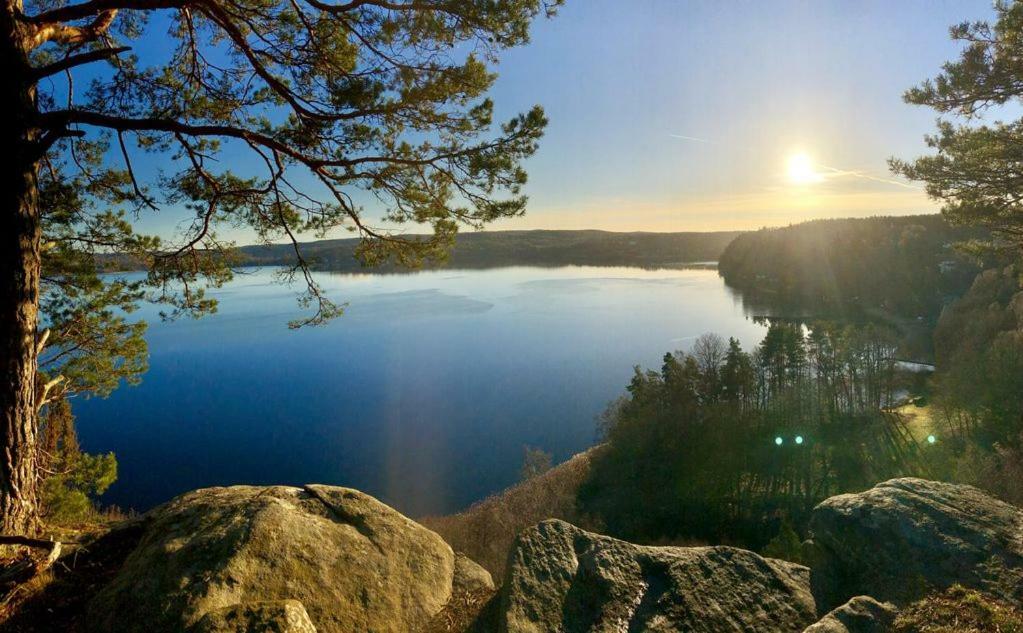 Lovely Studio Apartment Seaview & Private Sauna Lerum Buitenkant foto